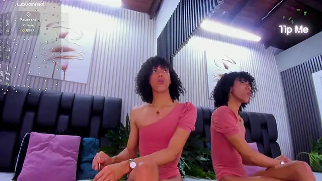 Camille Cedrik online show from 10.24.25