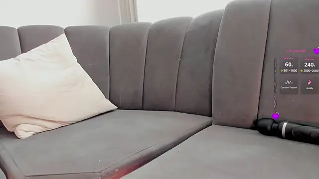 Snapshot of srtaliz chatting on 01.16.25 srtaliz online show from 01.16.25