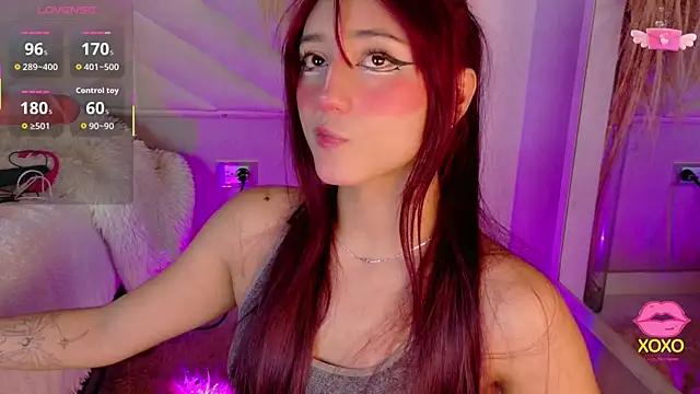 Snapshot of miia__baker chatting on 11.23.25 miia baker online show from 11.23.25