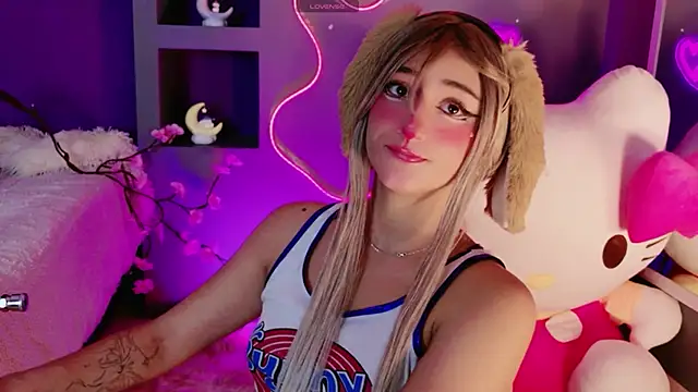 Snapshot of miia__baker chatting on 03.27.26 miia baker online show from 03.27.26