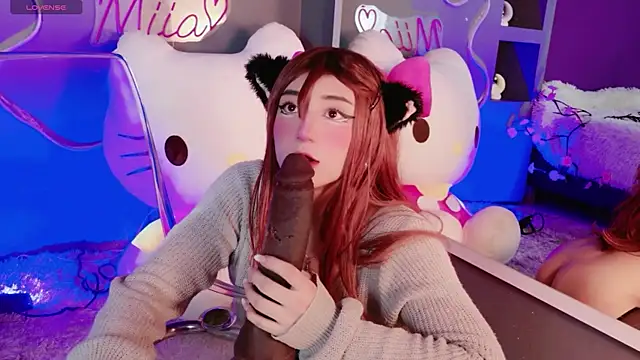 Snapshot of miia__baker chatting on 04.14.26 miia baker online show from 04.14.26