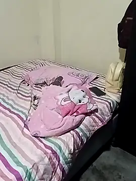 Snapshot of claus20 chatting on 03.21.25 claus20 online show from 03.21.25