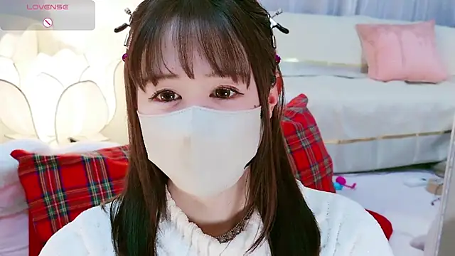 Snapshot of aaanyan chatting on 12.30.24 aaanyan online show from 12.30.24