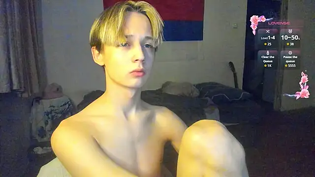 Snapshot of Vampirella_GS chatting on 04.03.26 Vampirella GS online show from 04.03.26