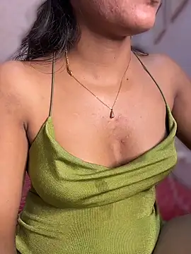 Snapshot of Goddess_sneha chatting on 05.14.26 Goddess sneha online show from 05.14.26