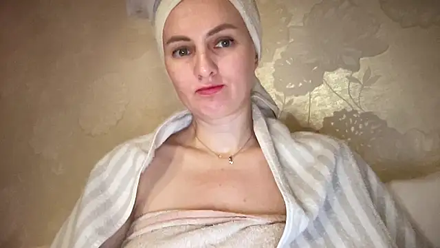 Viola sweet online show from 10.23.25