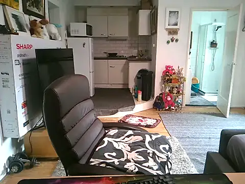 mihaimichael online show from 10.20.25