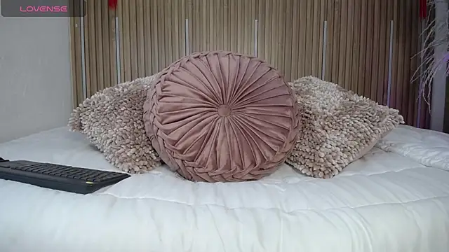 Tayzon Foxxx online show from 03.25.26