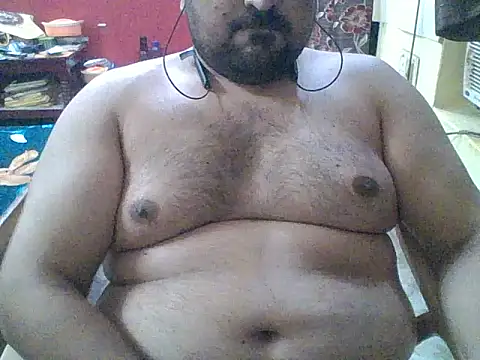 Snapshot of ARYANAVAILABLE chatting on 10.20.25 ARYANAVAILABLE online show from 10.20.25