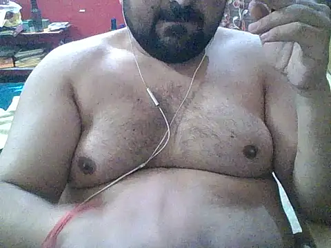 Snapshot of ARYANAVAILABLE chatting on 11.07.25 ARYANAVAILABLE online show from 11.07.25