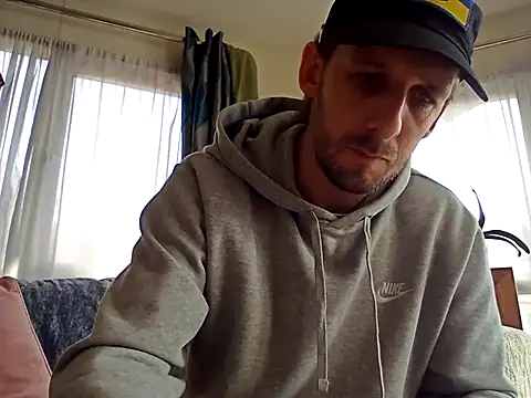 Snapshot of HungKing88 chatting on 01.17.25 HungKing88 online show from 01.17.25