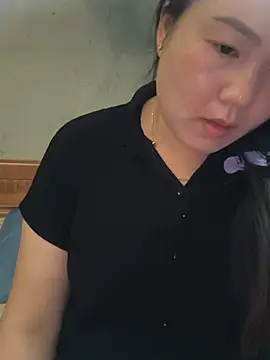 Snapshot of Sweetlove_77 chatting on 11.01.25 Sweetlove 77 online show from 11.01.25