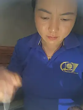 Snapshot of Sweetlove_77 chatting on 11.04.25 Sweetlove 77 online show from 11.04.25