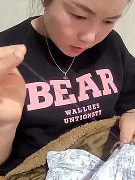 Snapshot of Sweetlove_77 chatting on 11.20.25 Sweetlove 77 online show from 11.20.25