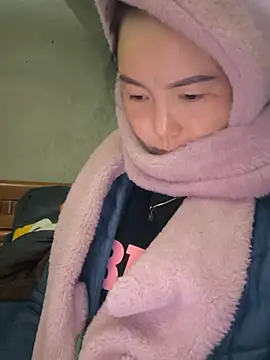 Snapshot of Sweetlove_77 chatting on 11.20.25 Sweetlove 77 online show from 11.20.25