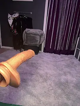 Snapshot of avacrush chatting on 01.10.25 avacrush online show from 01.10.25