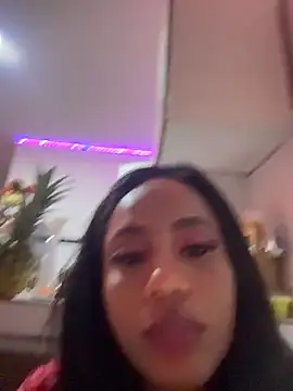 Snapshot of AlisonHoot69 chatting on 02.01.26 AlisonHoot69 online show from 02.01.26