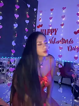 Snapshot of AlisonHoot69 chatting on 02.12.26 AlisonHoot69 online show from 02.12.26