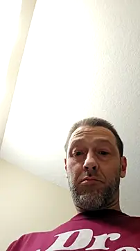 Snapshot of JerkMehof chatting on 12.20.25 JerkMehof online show from 12.20.25