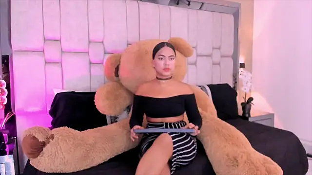 Marilyn-Cooper online show from 12.27.24