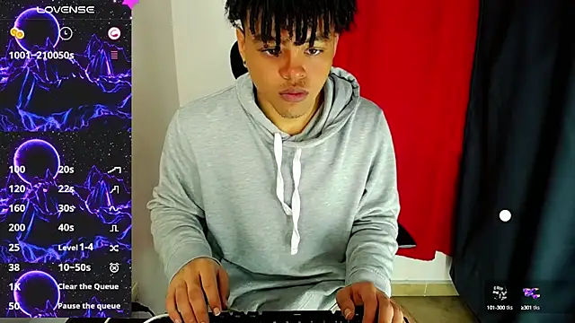 Snapshot of Ares_ttoter chatting on 12.20.24 Ares ttoter online show from 12.20.24