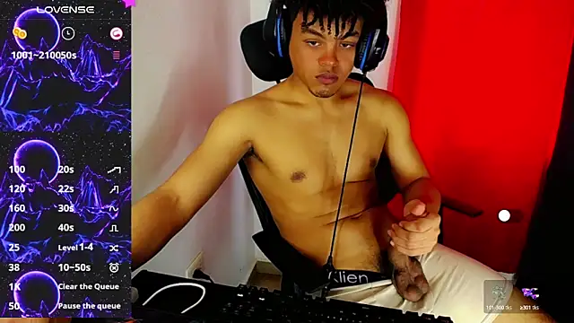 Snapshot of Ares_ttoter chatting on 01.16.25 Ares ttoter online show from 01.16.25