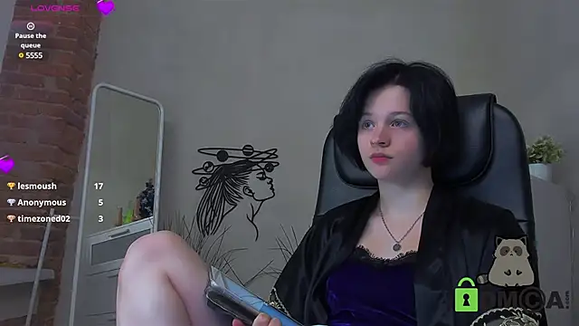 Alina Mills online show from 12.18.24