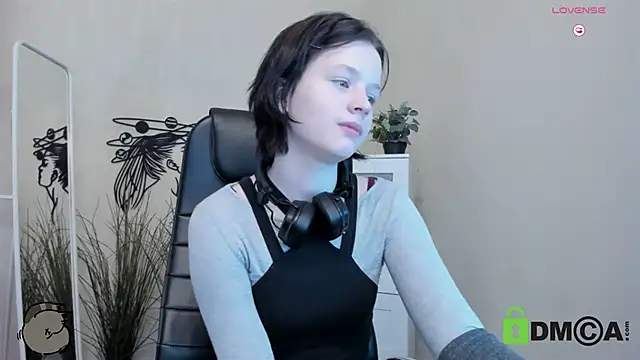 Alina Mills online show from 03.05.25