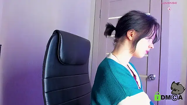 Alina Mills online show from 03.13.25