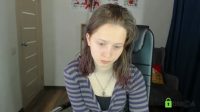 Snapshot of Alina_Mills chatting on 05.16.26 Alina Mills online show from 05.16.26