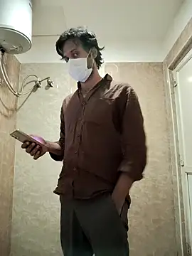 Snapshot of hairy_gun chatting on 03.03.25 hairy gun online show from 03.03.25