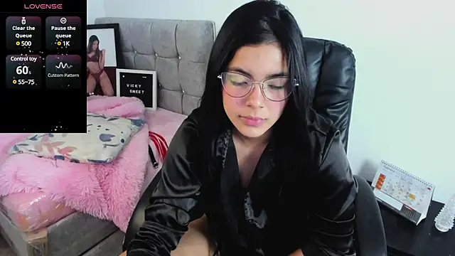 Snapshot of _Vicky_sweet chatting on 02.07.25 Vicky sweet online show from 02.07.25