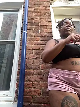 Goddess Nafeesha online show from 05.19.26