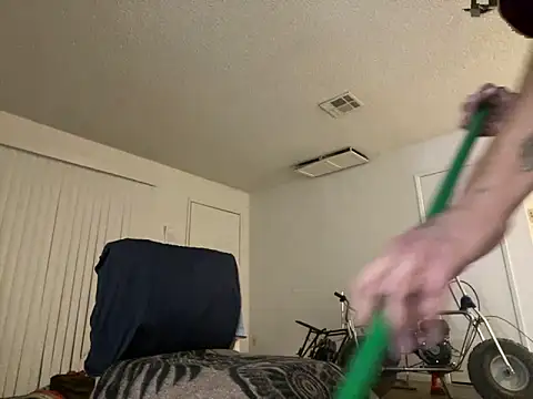 freakzmexx online show from 12.13.24