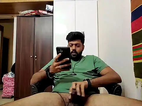 Snapshot of Hornie_small_Dick01 chatting on 02.04.25 Hornie small Dick01 online show from 02.04.25