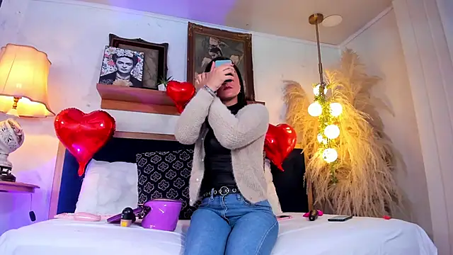 Alice milf  online show from 01.29.25