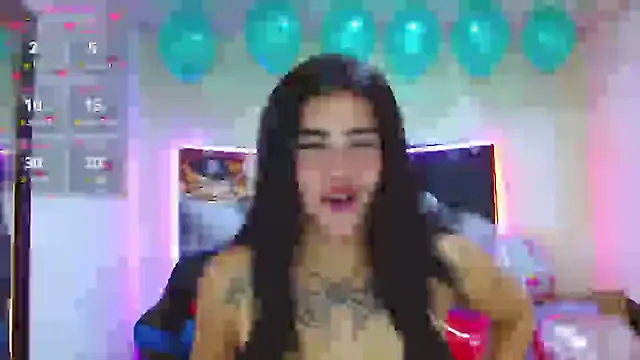 Snapshot of _luna_torres chatting on 02.11.25  luna torres online show from 02.11.25