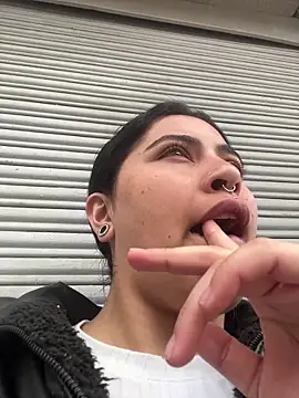  luna torres online show from 03.20.26