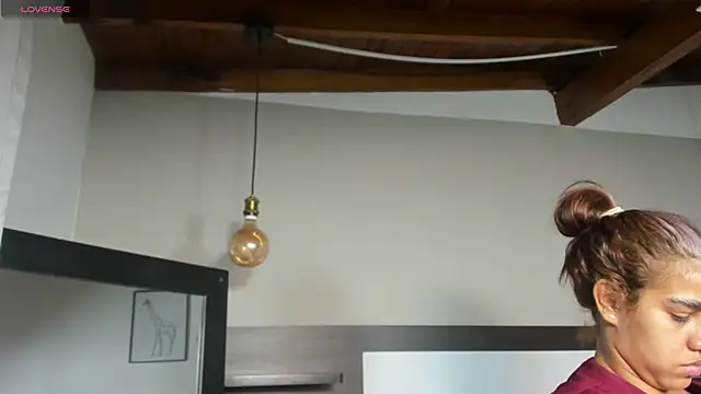 Snapshot of SaraaJhonsonn chatting on 04.07.26 SaraaJhonsonn online show from 04.07.26