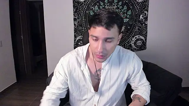 Snapshot of JayMarcos_ chatting on 02.01.25 JayMarcos online show from 02.01.25