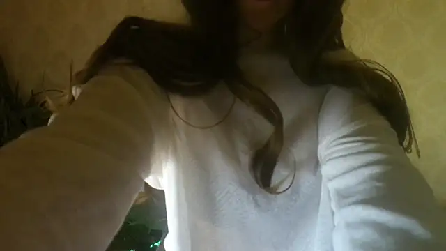 Snapshot of _Lost_Mademoiselle_ chatting on 01.04.25 Lost Mademoiselle online show from 01.04.25