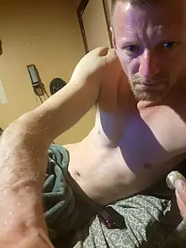 Snapshot of BigDDave6979 chatting on 02.28.25 BigDDave6979 online show from 02.28.25