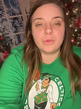 Snapshot of lairarose chatting on 12.22.24 lairarose online show from 12.22.24