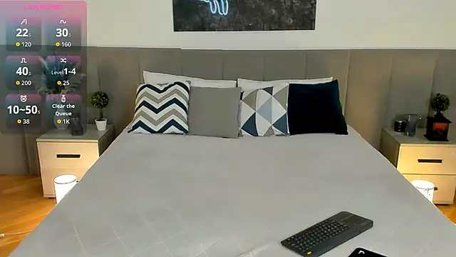 MiaBecky online show from 11.11.25