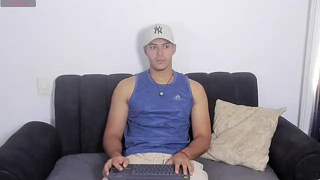Snapshot of Iamdylan777 chatting on 04.24.26 Iamdylan777 online show from 04.24.26