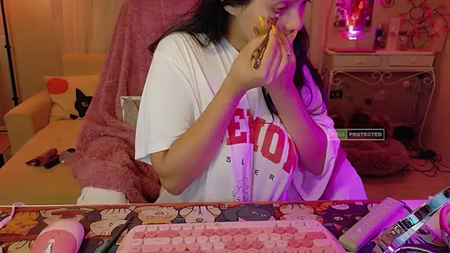 AllisonCatUwU online show from 06.24.26