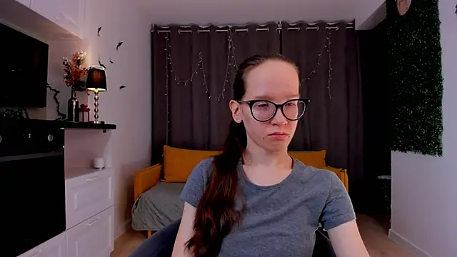 BettyBrowni online show from 02.06.25