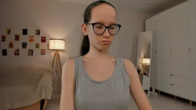 BettyBrowni online show from 03.21.25