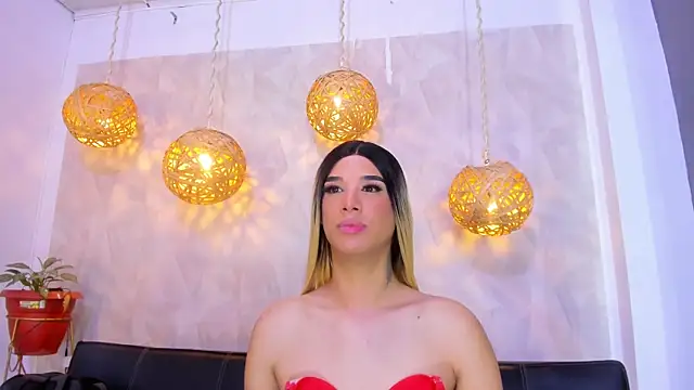 victoria aleia  online show from 01.06.25