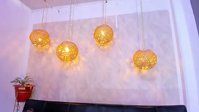 victoria aleia  online show from 01.07.25